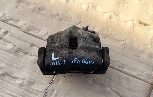 Volkswagen Caddy Front brake caliper