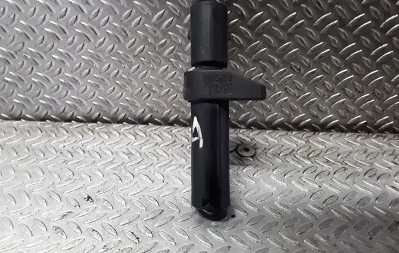 Mercedes-Benz A W168 Crankshaft position sensor 0031532828