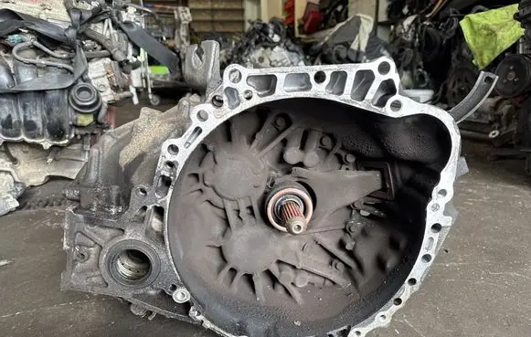 Toyota Avensis T250 Manual 6 speed gearbox B1E
