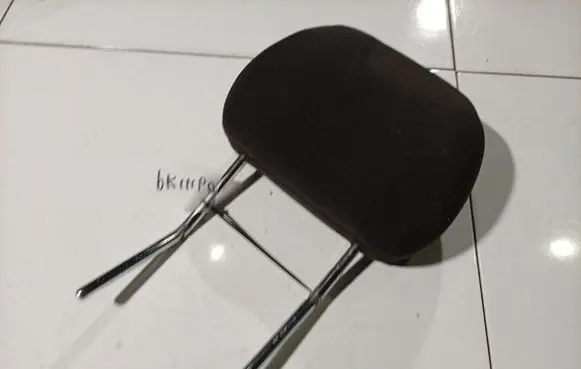 Opel Zafira A Front seat headrest 