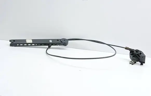 BMW 5 E39 Seat belt adjustment rail 8125855