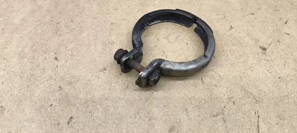 Mercedes-Benz E W211 Muffler pipe connector clamp A2034900641