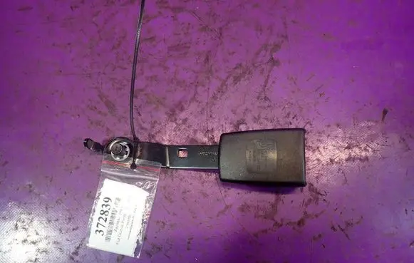 Fiat Punto (199) Front seatbelt buckle