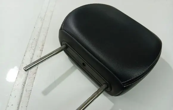 Peugeot 4007 Front seat headrest 