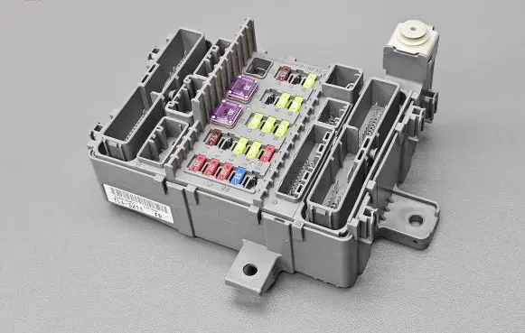 Honda Accord Fuse module TL4G211