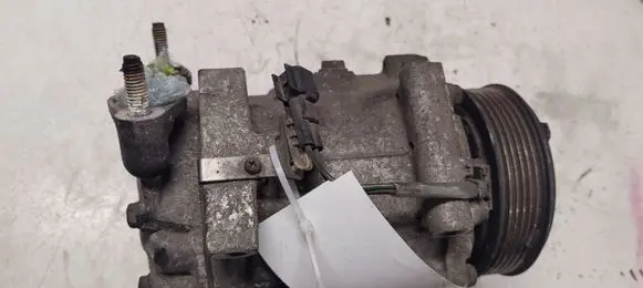 Volvo V60 Air conditioning (A/C) compressor (pump)