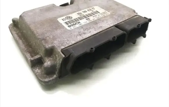 Volkswagen Golf IV Engine control unit/module 06A906018EF 0261206324 26SA6040