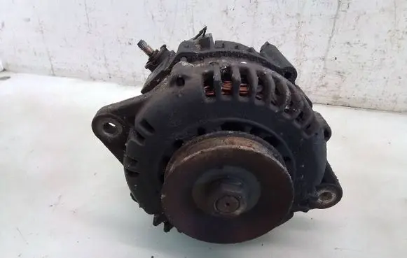 Nissan Almera N16 Generator/alternator 23100BN300 LR1100724