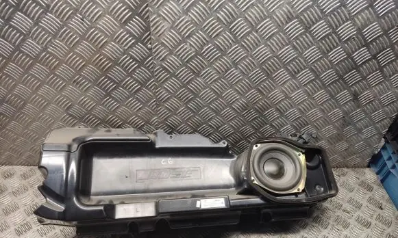 Audi A6 S6 C6 4F Subwoofer speaker 4fo035381c