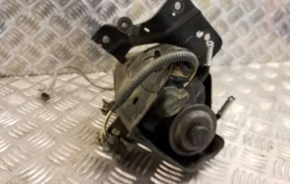Subaru Outback (BS) Mechanical fuel pump 