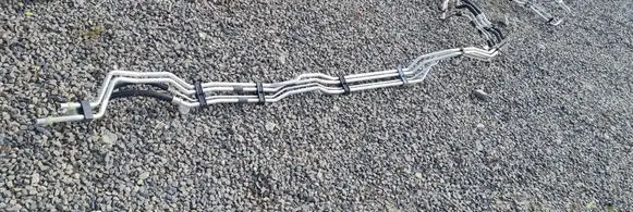 Engine coolant pipe/hose