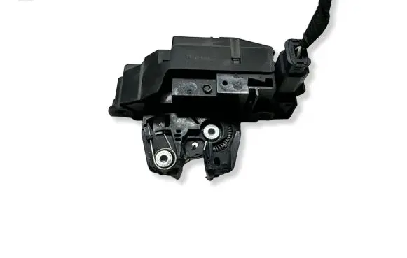Peugeot Partner III Tailgate lock latch 9816195380