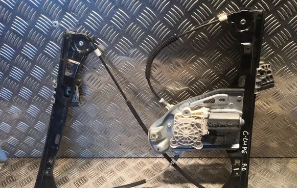 Mercedes-Benz C W203 Front door window regulator with motor A2037203846 2037203846