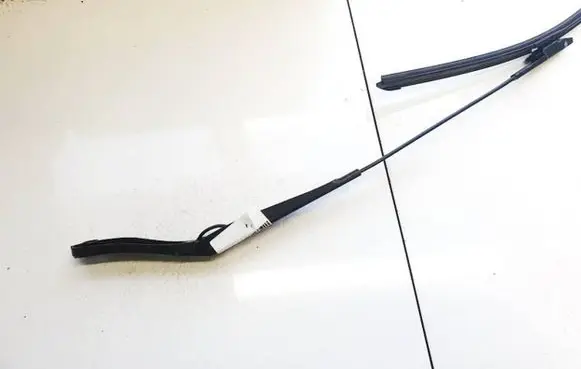 Ford Mondeo MK IV Front wiper blade arm 7s7117526cc
