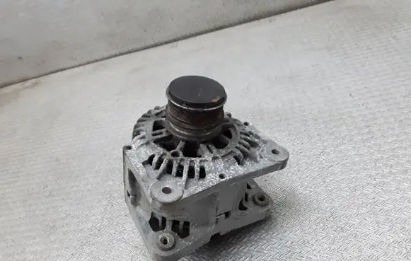 Renault Megane I Generator/alternator 9090316 L4312E