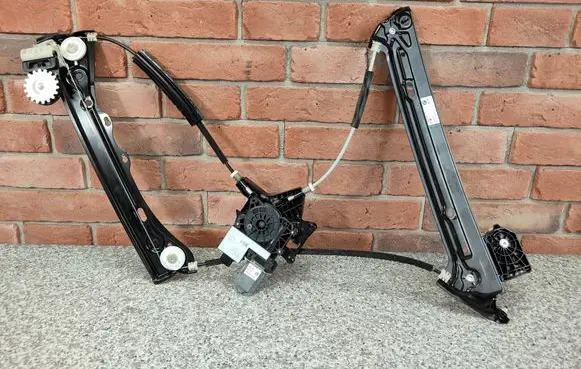 BMW 2 F44 Front door window regulator with motor 4876388 5A01D24