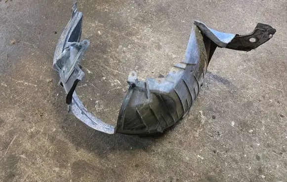 Nissan Rogue Front wheel arch liner splash guards