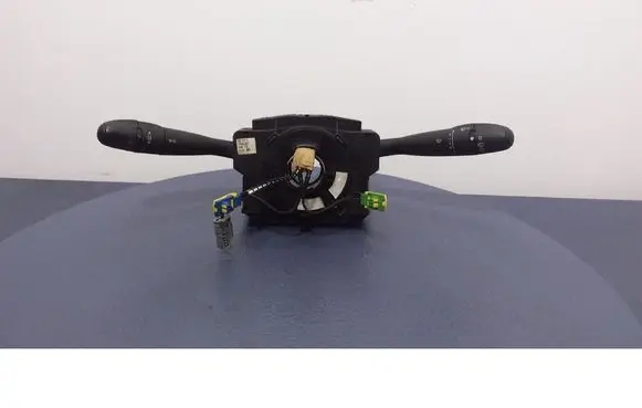Peugeot 206 CC Other switches/knobs/shifts 96605679XT