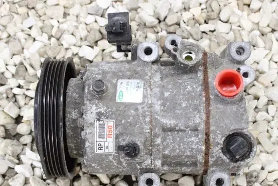 Hyundai i10 Air conditioning (A/C) compressor (pump)