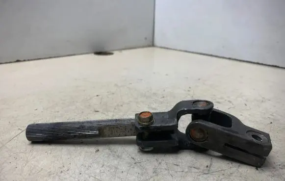 Toyota Corolla Verso AR10 Steering column universal joint