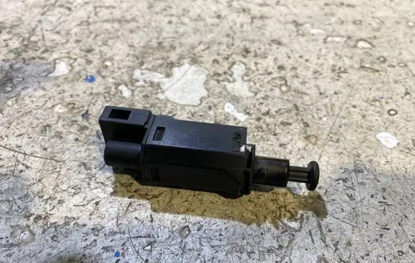 Volkswagen Golf IV Brake pedal sensor switch 1H0927189D