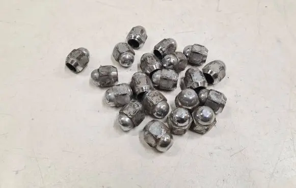 Subaru Forester SH Nuts/bolts 