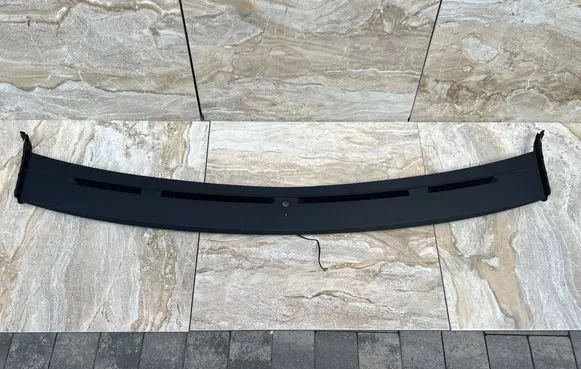 Maserati Levante Panel trim 670043361 FA00AAU82776