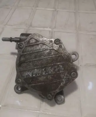 Vacuum pump