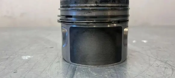 Volkswagen Golf IV Piston 038107065CJ 038107065EM