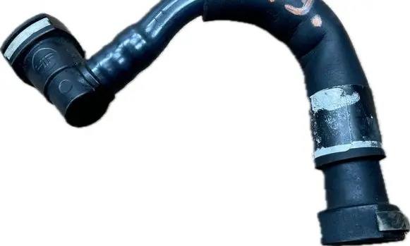 GMC Yukon Air intake hose/pipe 12638607