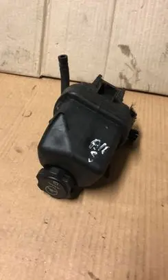 Opel Insignia A Power steering fluid tank/reservoir