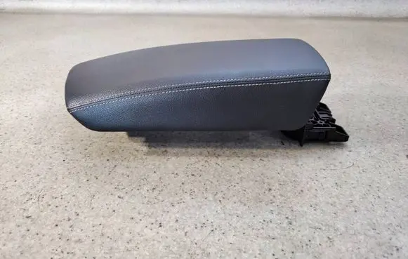 Renault Megane IV Armrest 