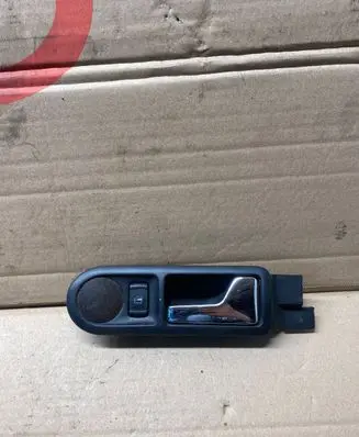 Volkswagen Golf IV Rear door interior handle 3B0839114