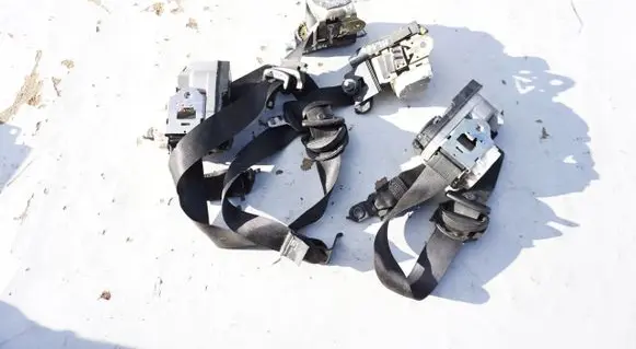 Mercedes-Benz ML W164 Front seatbelt PASYBEZPIECZESTWA