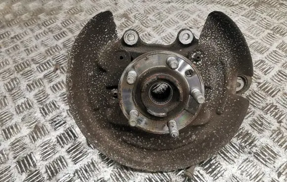 Land Rover Evoque I Rear wheel hub
