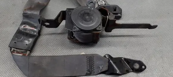 Mitsubishi Pajero Front seatbelt TK-523-N572