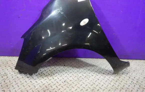 Opel Agila B Fender