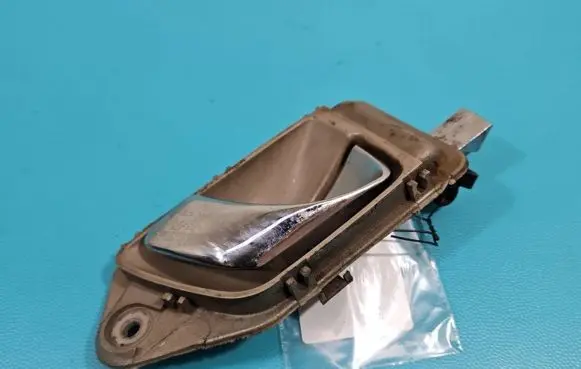 Peugeot 305 Rear door interior handle IMPRK1393648