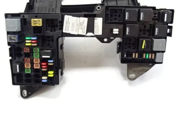 Jaguar XF X250 Fuse module AX2314290AFB 5605002800 AX2314290XXX