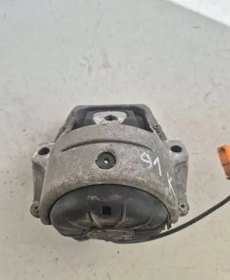 Audi Q5 SQ5 Engine mount bracket 8K0199381