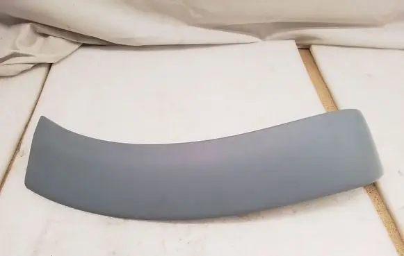 Rear fender molding trim