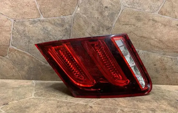 Mercedes-Benz E W212 Tailgate rear/tail lights