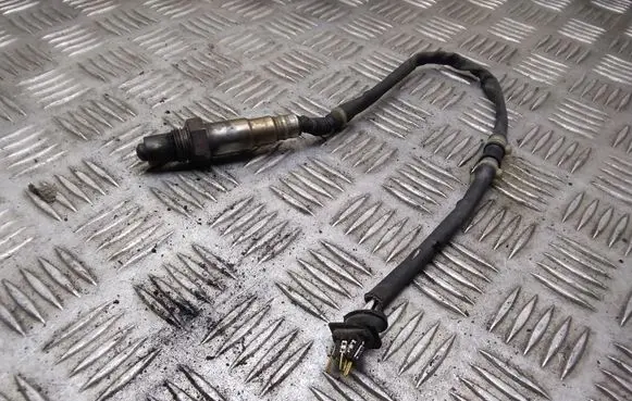 Volkswagen PASSAT B6 Lambda probe sensor 06F906262 0258006741 0258006742