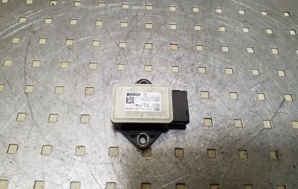 Honda CR-V ESP acceleration yaw rate sensor 0265005683 39960STKA01