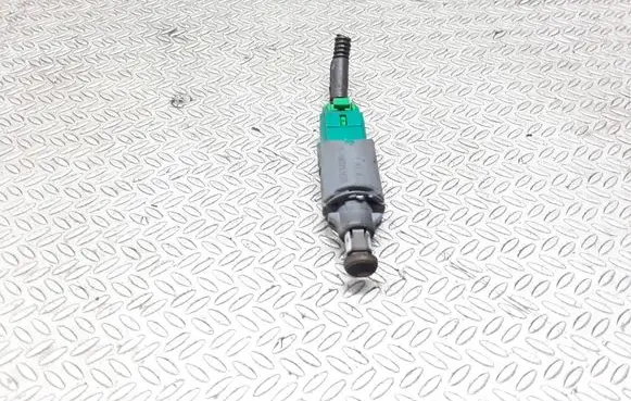 Clutch pedal sensor