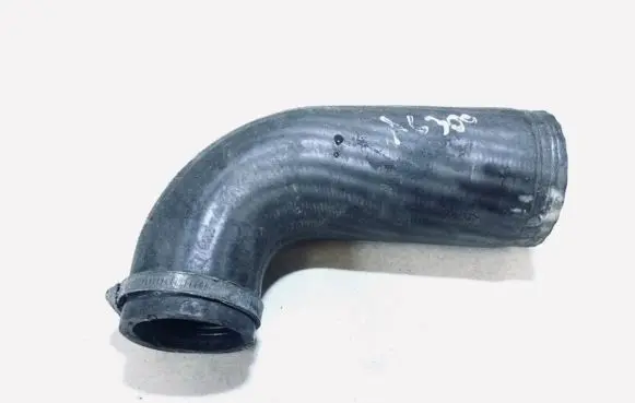 Volvo V70 Intercooler hose/pipe