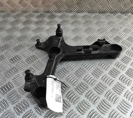 Audi TT TTS RS Mk3 8S Air filter cleaner box bracket assembly 8S0129671