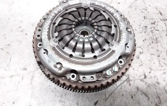 Renault Megane III Clutch set kit 8200518938 8200527569 8200335084