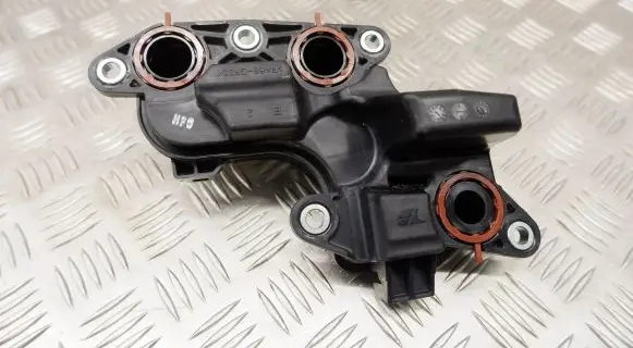 Toyota Yaris Cross Other engine bay part 12211F3010 1221115060