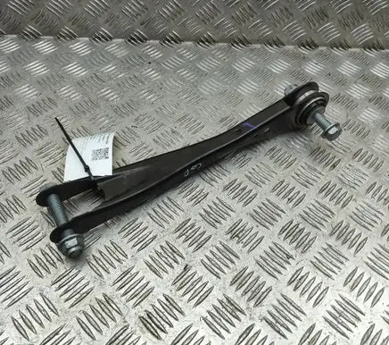 BMW XM Rear upper control arm/wishbone 6878038 6878037